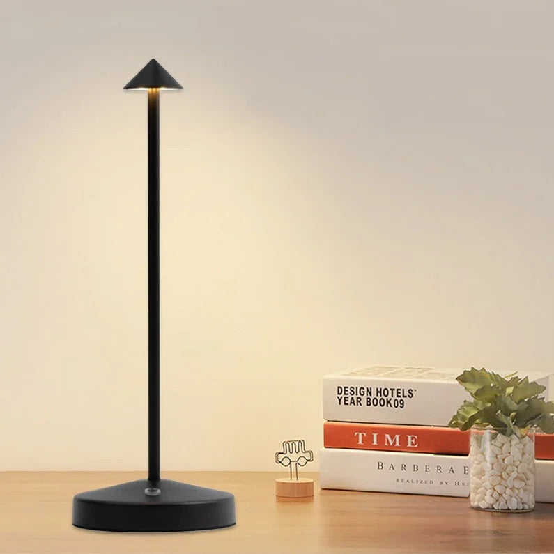 Lampe de chevet rechargeable Maison Lumari, lumière douce et modulable