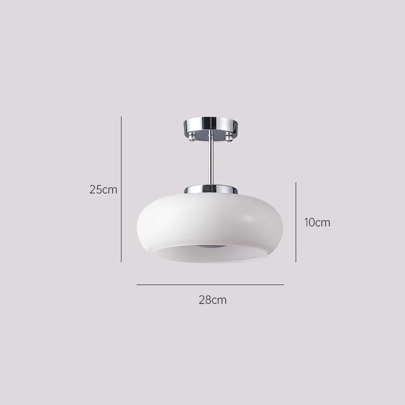 Lustre ambré Maison Lumari transformant l'ambiance d'une pièce