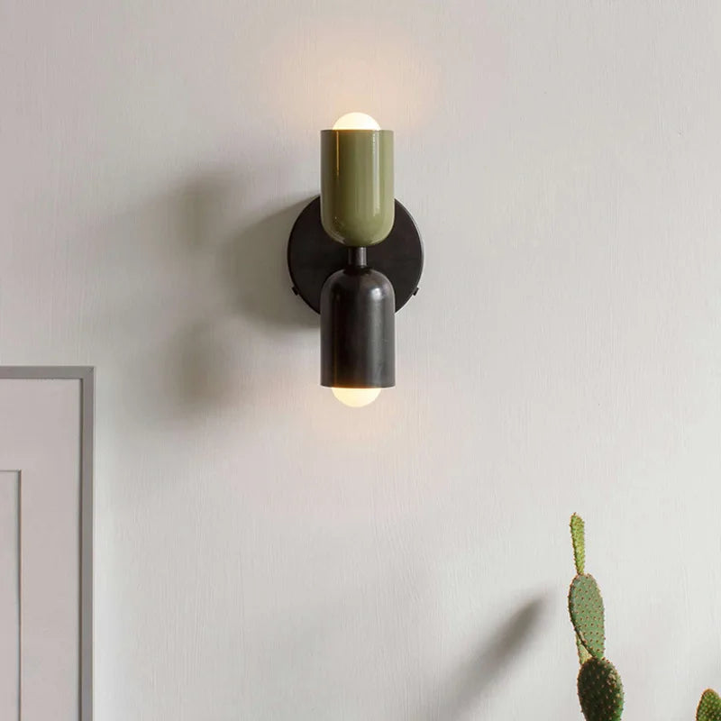 Applique murale Maison Lumari noir et crème, style scandinave minimaliste