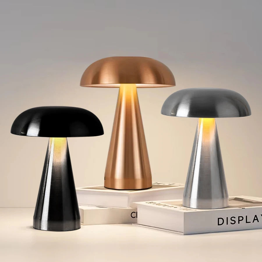 Lampe champignon métal Maison Lumari au design mid-century