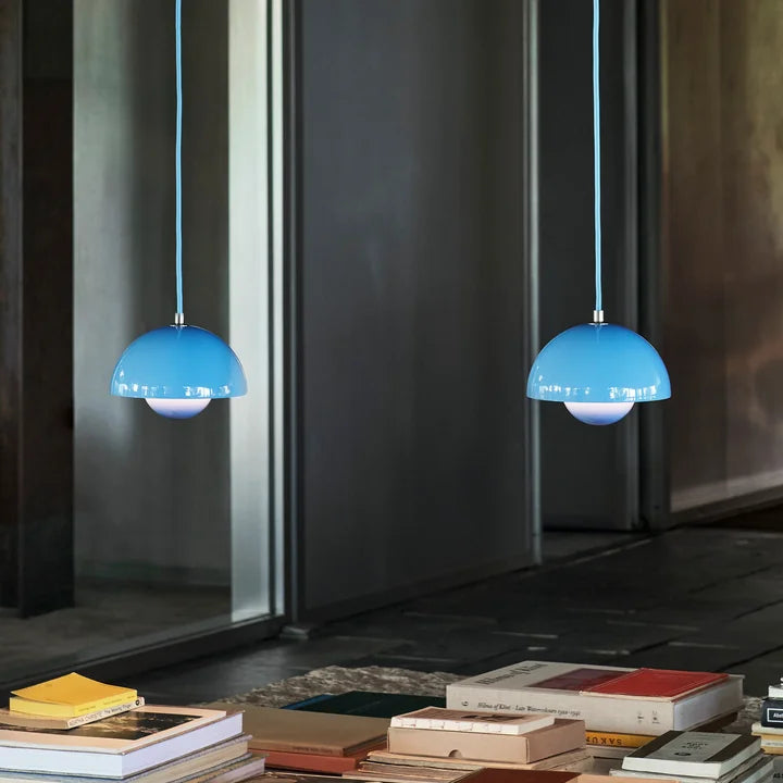 Lustre bourgeon Maison Lumari, silhouette originale et ludique