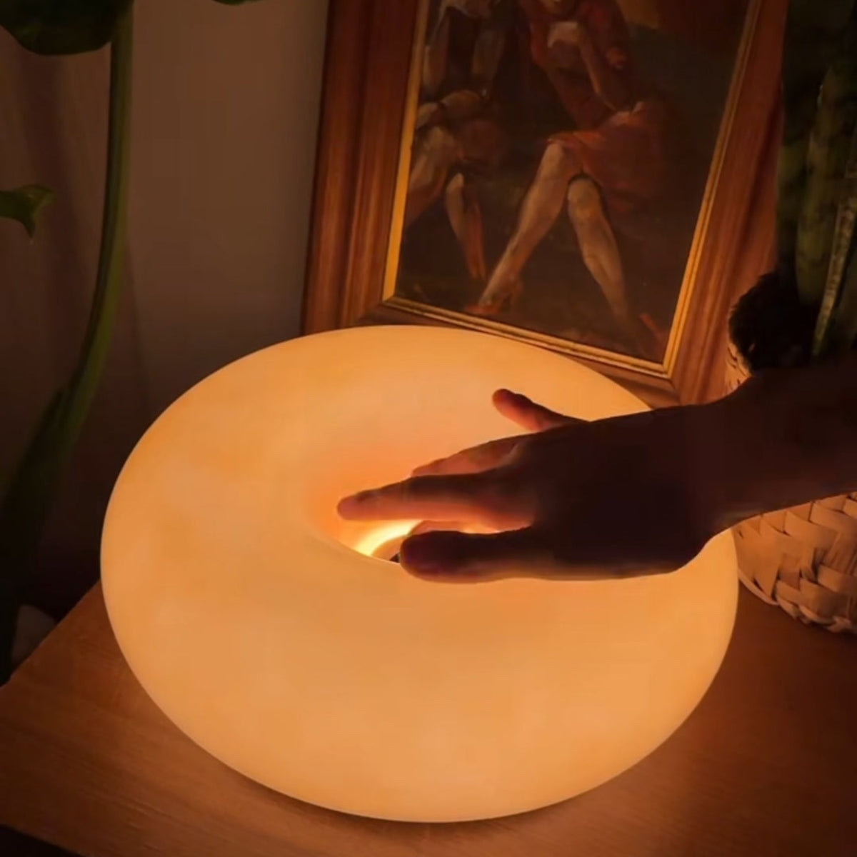 Lampe donut Maison Lumari sur alimentation USB, à brancher partout