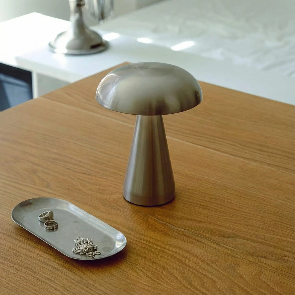 Lampe champignon rétro Maison Lumari, finition métallique haut de gamme